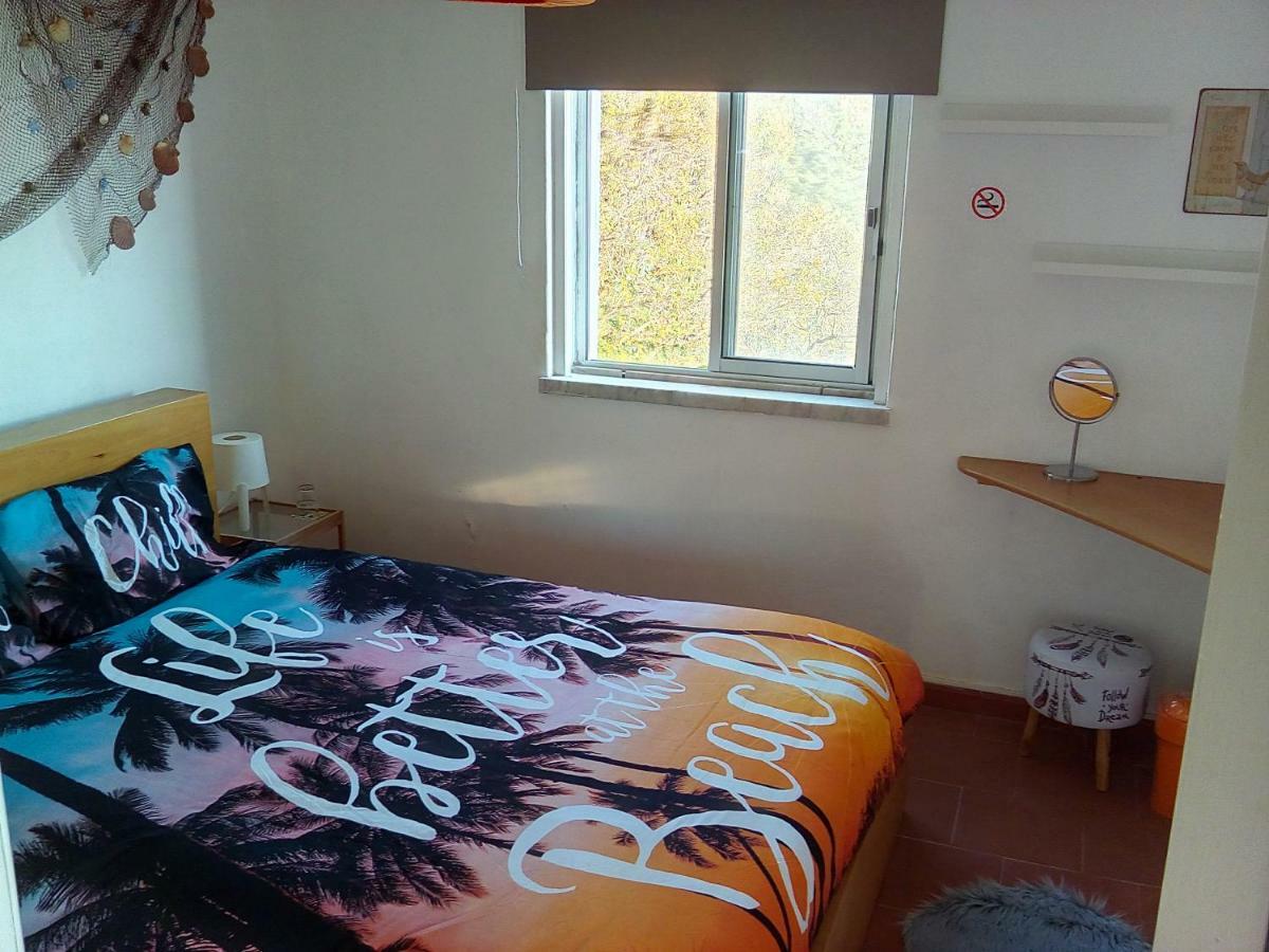 Fonte Da Telha Beach Hostel Кошта-да-Капарика Экстерьер фото