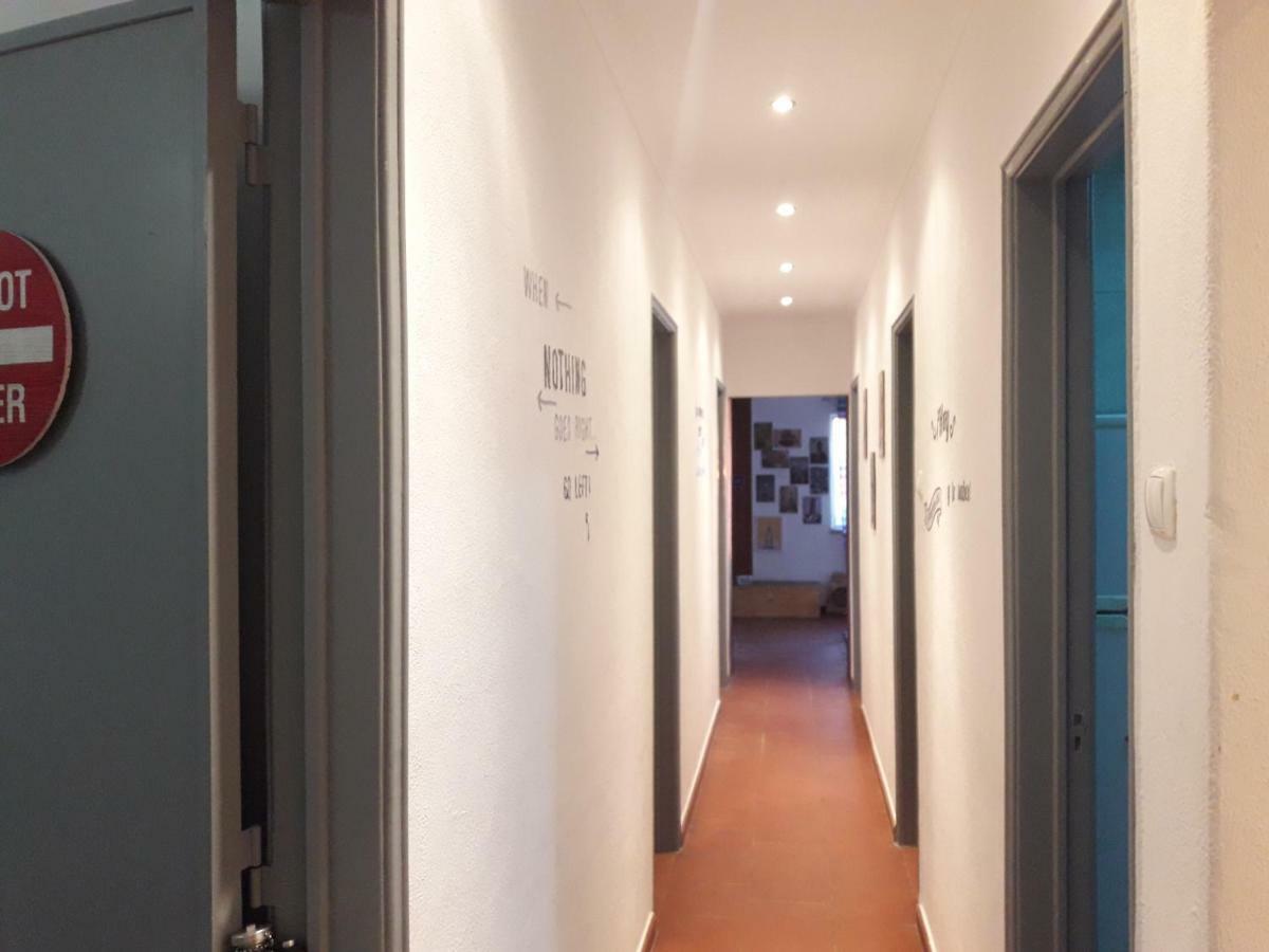 Fonte Da Telha Beach Hostel Кошта-да-Капарика Экстерьер фото